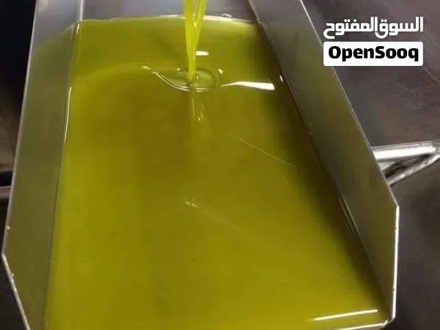 زيت زيتون من مزارع الحاكوره