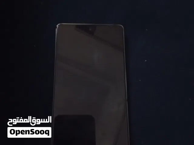 هاتف انفينيكس نوت 40 لون لؤلؤي بحالة ممتازة جدا استعمال بسيط جدا بسعر مغيري