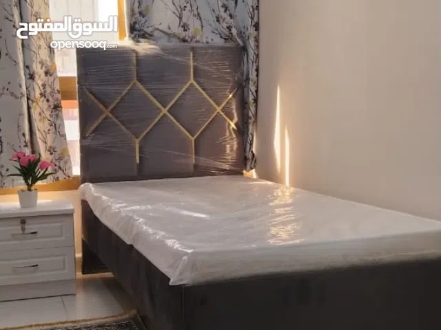 ايجار برتيشنات بنات فقط الخالديه واستوديوهات وغرف وصاله