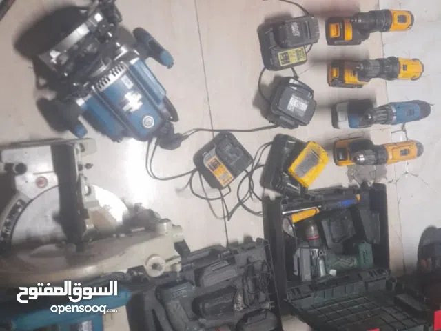 للبيع معدات نجارة خشب