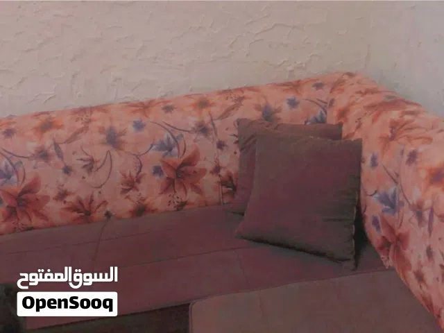 طقم كنب كورنر بحالة ممتازة جدا للبيع