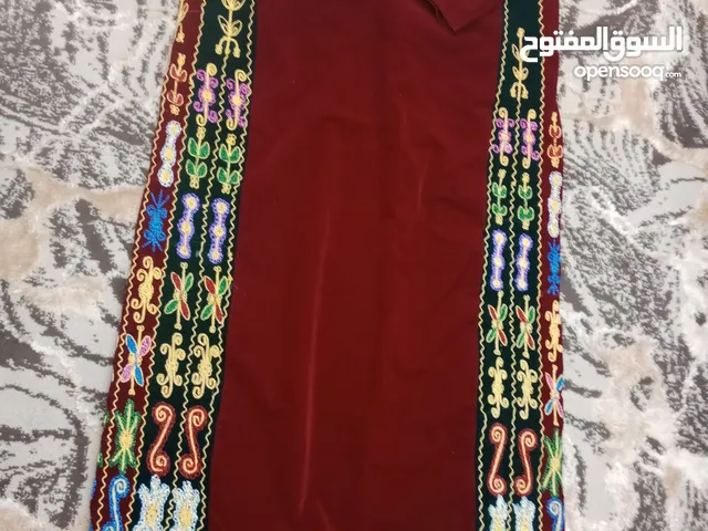 ثوب الملكه جديد ولا لبسه