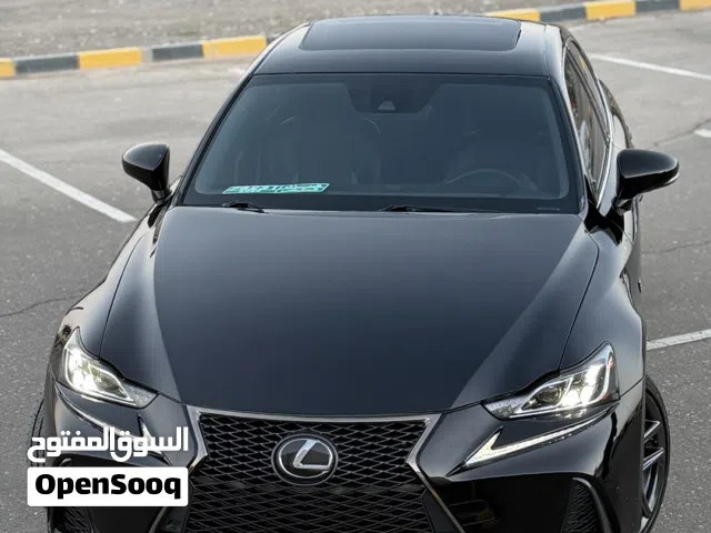 لكزس is 300 F 2020