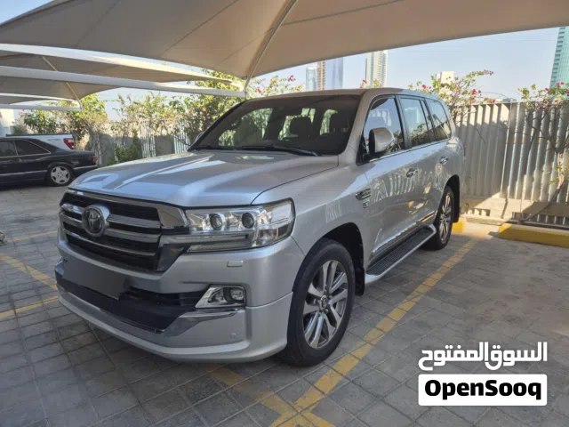 Land Cruiser 5.7 V8 VXS