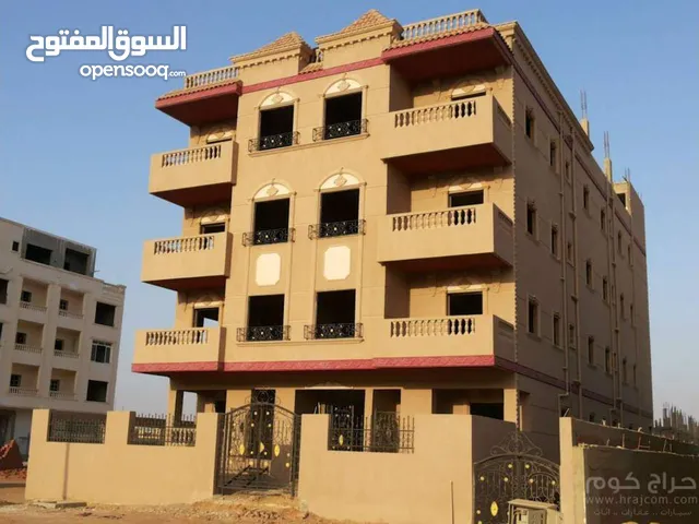 عمارة للبيع فى مصر الجديدة بشارع رئيسى وحيوى