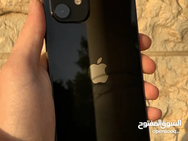ايفون 12 64 جيجا استعمال بسيط جداً تقريباً بين شهر ل 3 اشهر الجهاز مش مغير ولا قطعة واصلي مية المية
