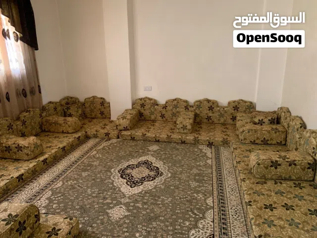 مجلس عربي جيد جدا