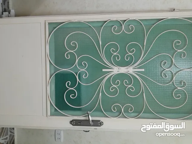 باب حديد تفصيل ثقيل