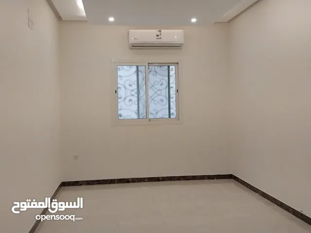 177 m2 3 Bedrooms Apartments for Rent in Al Riyadh Al Qadisiyah
