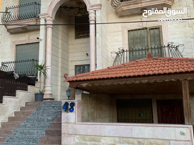 150m2 5 Bedrooms Townhouse for Sale in Amman Tabarboor