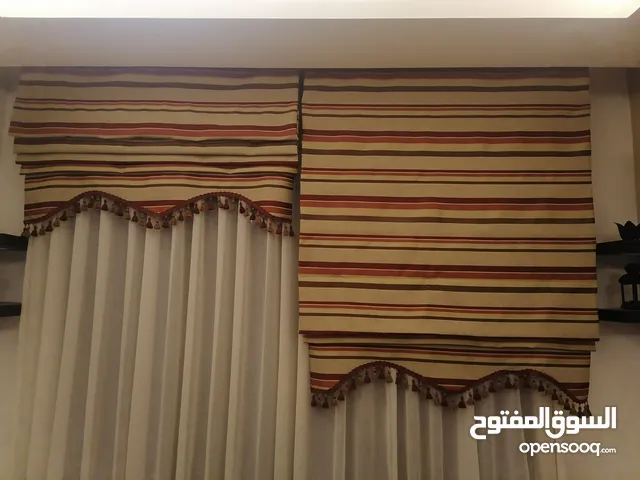 ستائر طبقات عدد 2 + كوشنز 1 كبير و 6 صغير