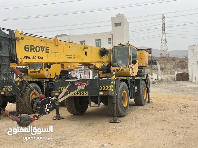 للإيجار شهري او سنوي كرين فورويل 30طن مع سائق