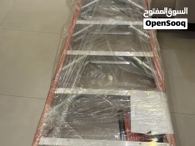 سلم 8 درجات مصنوع من الألومنيوم
