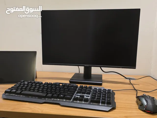 Surface 7 pro Available with external displays monitor and keyboard