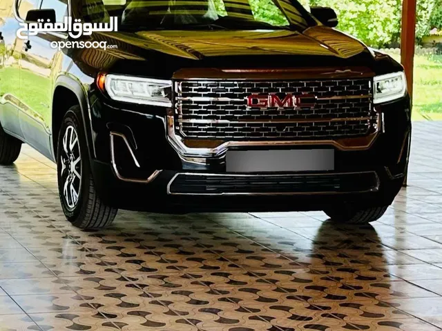 جي ام سي اكاديا موديل 2023 لون اسود فول مواصفات نظيفه جدآ سياره عليها الاعتماد