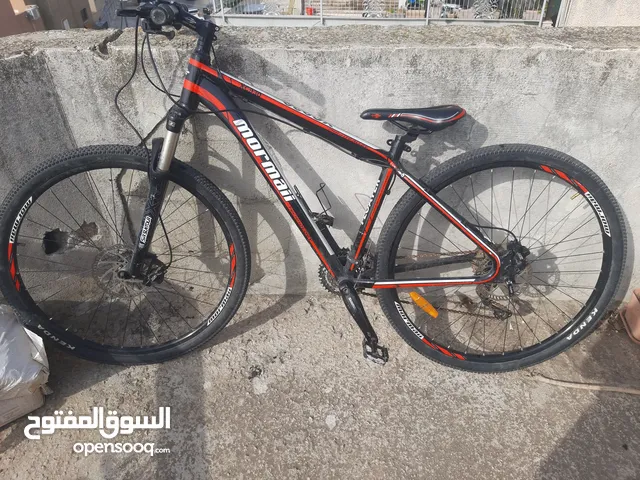 دراجة هوائية  للجبال وللطرق