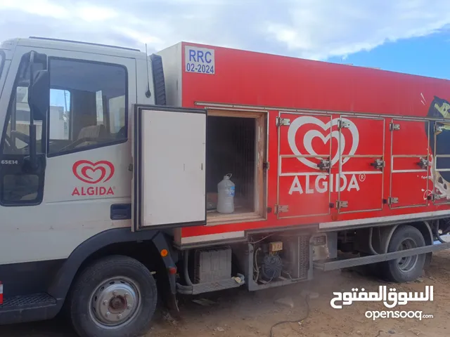 Refrigerator Iveco 2004 in Tripoli