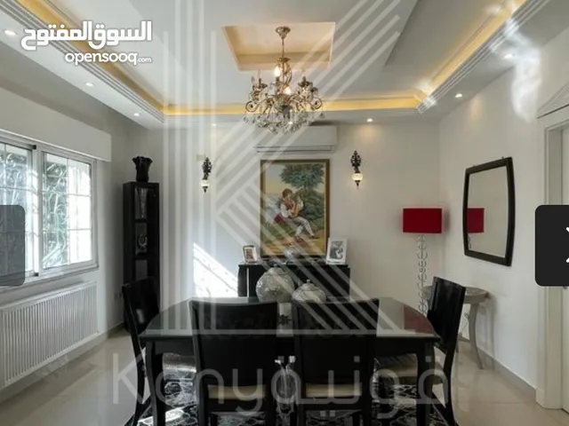 450m2 5 Bedrooms Villa for Rent in Amman Naour