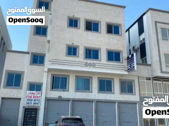 للايجار محلات مقابل منتزة خليفة