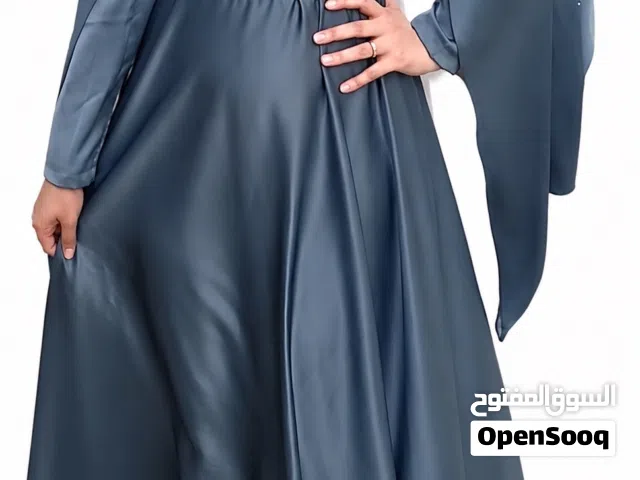 فستان للبيع لبسه واحده