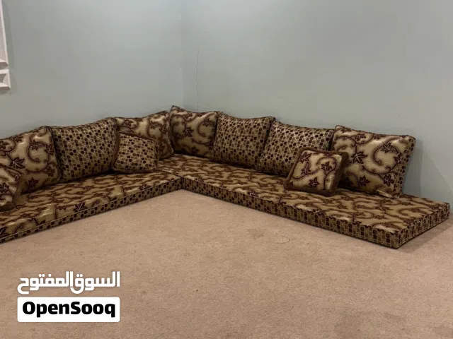 جلسة ارضيه للبيع