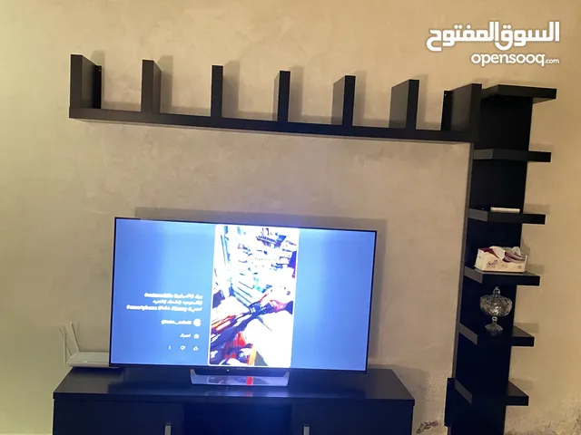 طاولة وسط وجانبية عدد 2 للبيع طاولة تلفاز ديكور ارفف من ايكيا