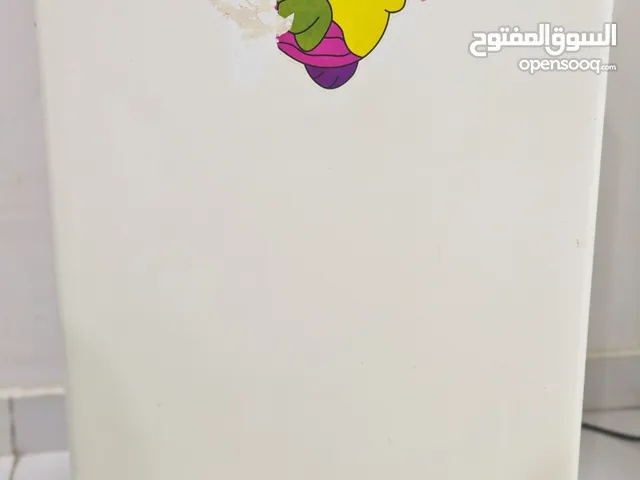 ثلاجه صغيرة الحجم