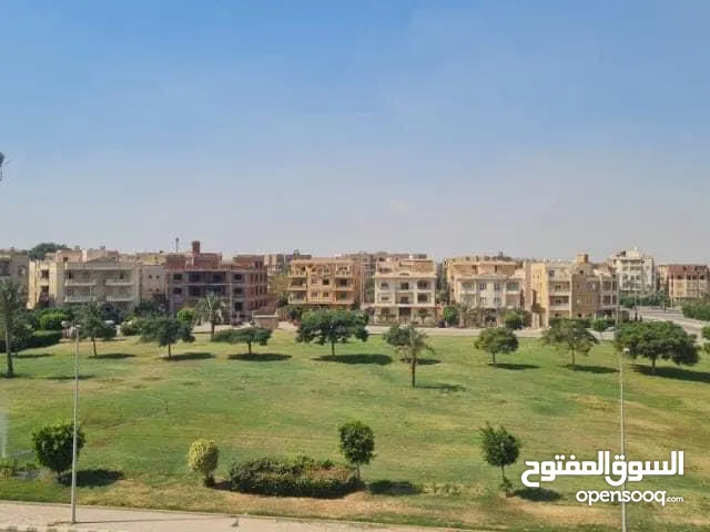 250 m2 3 Bedrooms Apartments for Sale in Cairo Fifth Settlement