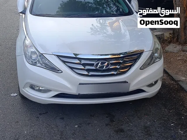 سوناتا 2011 كاملة فول اوبشن سقف بانوراما بصمات على الابواب بصمة تشغيل