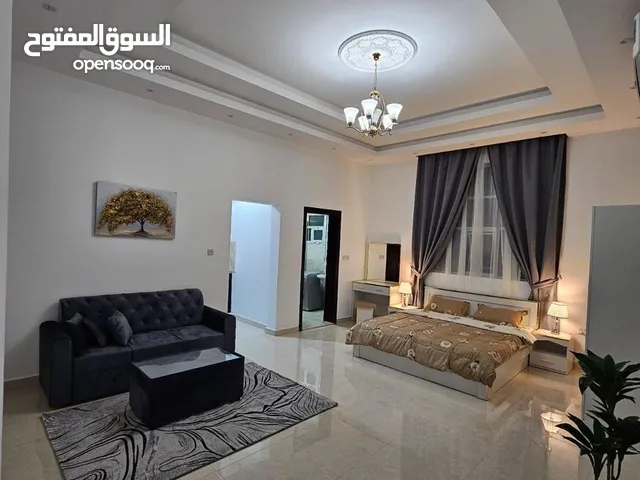 للإيجار استوديو مفروش vip نظيف جدا في منطقة فلج هزاع المرور
