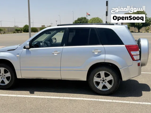 2008 سوزوكي فيتارا Standard