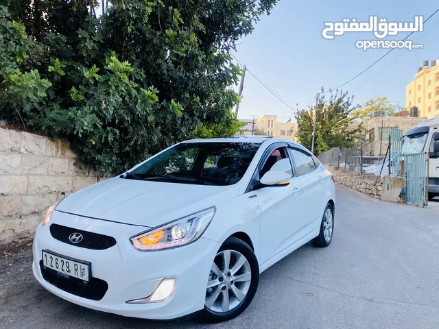 هونداي اكسنت 2015 فل اضافات ديزل 4 غيار بحالة الشركة الله يبارك لصاحب النصيب..