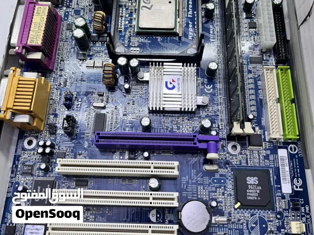 معالج Celeron وبورد Gigbayet نظيفه جدا مع بور سبلاي 350w