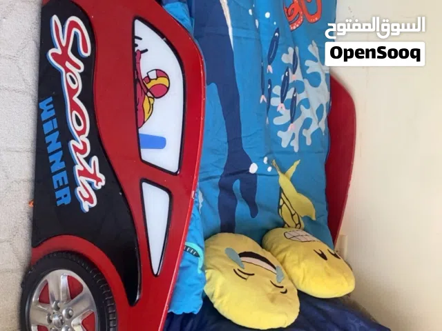 غرفة نوم للأطفال سرير وأدراج للبيع