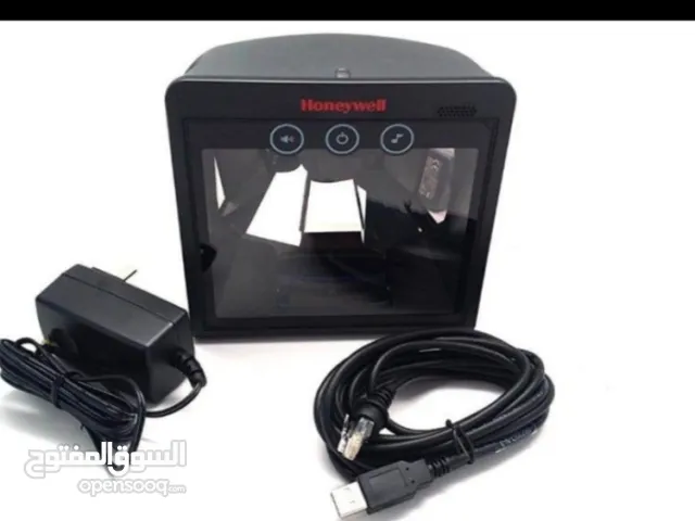قارئ الباركود نفس الاسم وشركة في صورة مستخدم نظيف 3 حبات