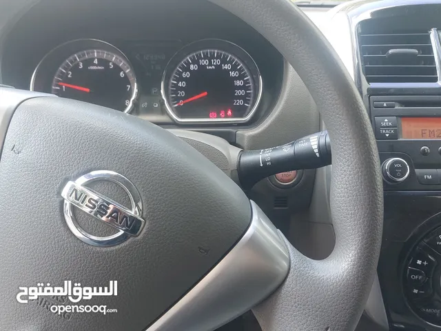 Nissan sunny super salone 2020