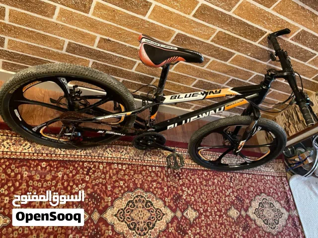 بسكليت جنط 24 جبلي يتحمل القفزات بحالة جيدة للبيع