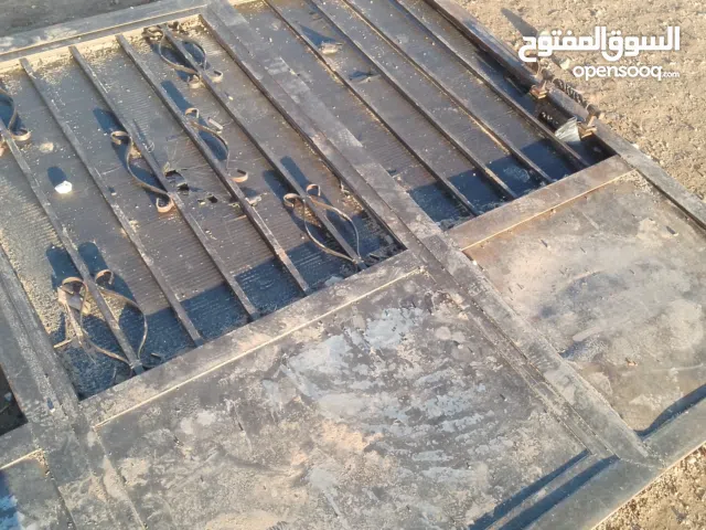 باب مدخل ثقيل للبيع