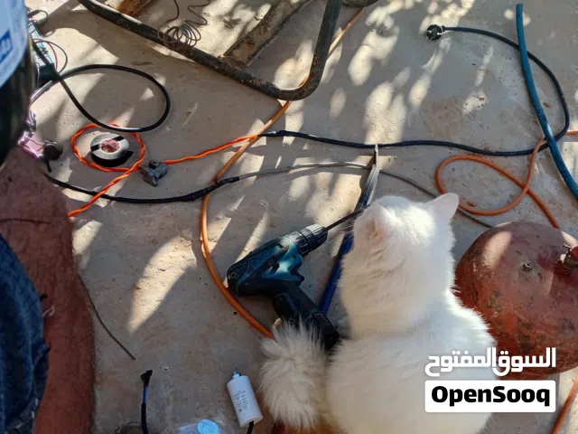 السلام عليكم .. فني صيانة تلاجات مكيفات غسلات تحت الطلاب وبي اسعر منفسه