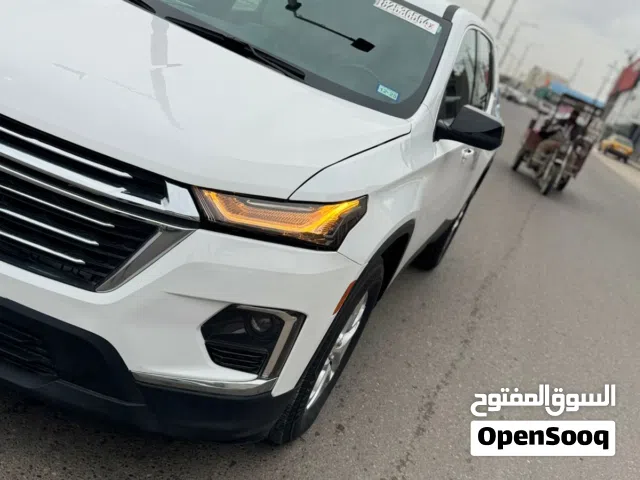 2023 شيفروليه ترافرس LS