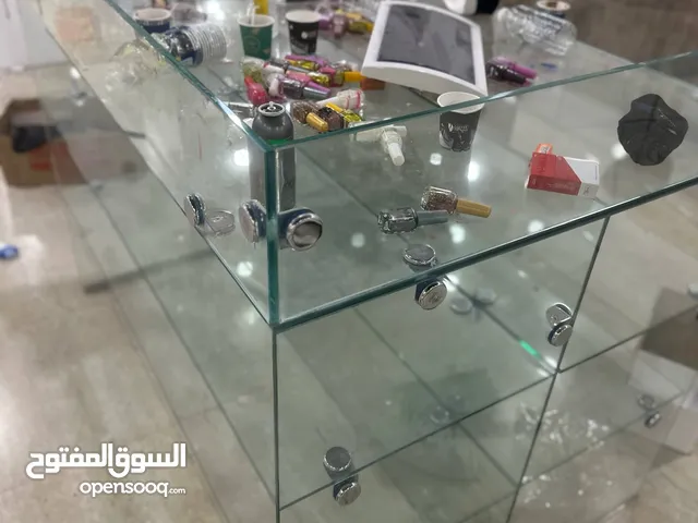 فاترينة للبيع