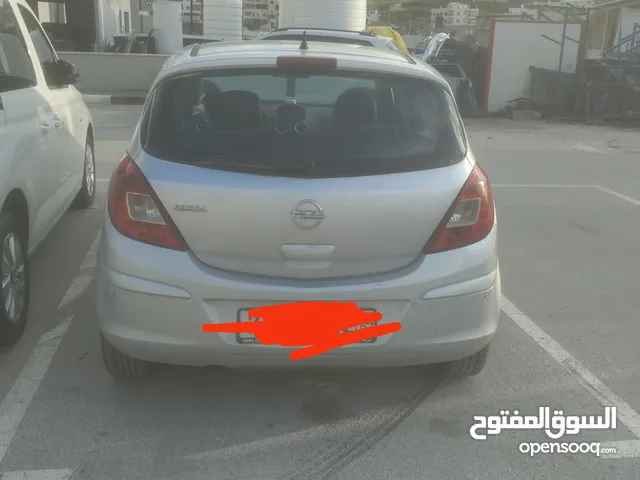 Opel Corsa Standard in Nablus