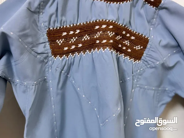 دشداشة صورية للاولاد كانت ب 50 والحين ب 35 فرصة م تتعوض تلحق ماتلحق قابل للتفاوض بحدود المعقول
