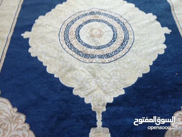 بساط فرشة أزرق ملكي