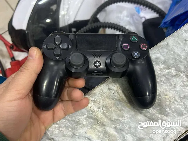 PlayStation 4 Fat للبيع