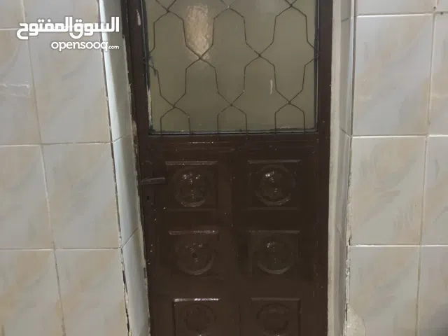 باب  المنيوم ممتزات للبيع