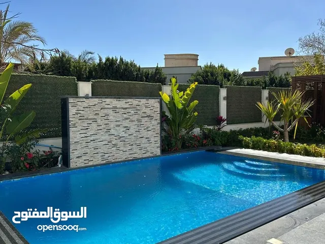 650m2 4 Bedrooms Villa for Rent in Giza Sheikh Zayed