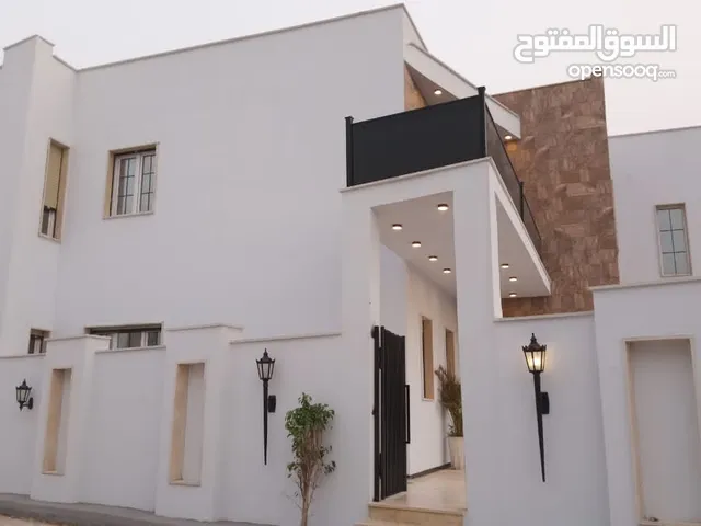 140 m2 3 Bedrooms Villa for Rent in Tripoli Tajura