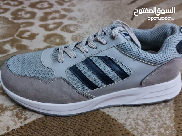 كوتش التريكو بالشمواه D2 هو اختيارك الأفضل اليومي