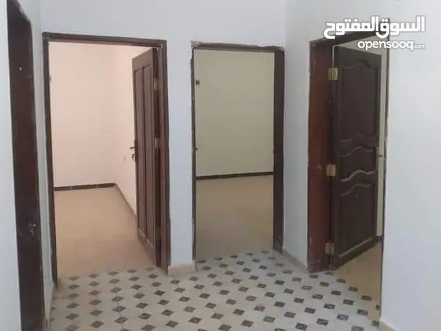 150 m2 3 Bedrooms Townhouse for Rent in Tripoli Arada
